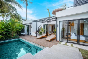 4BR Luxury Tropical Jungle Villa 4 Mins to Beach
